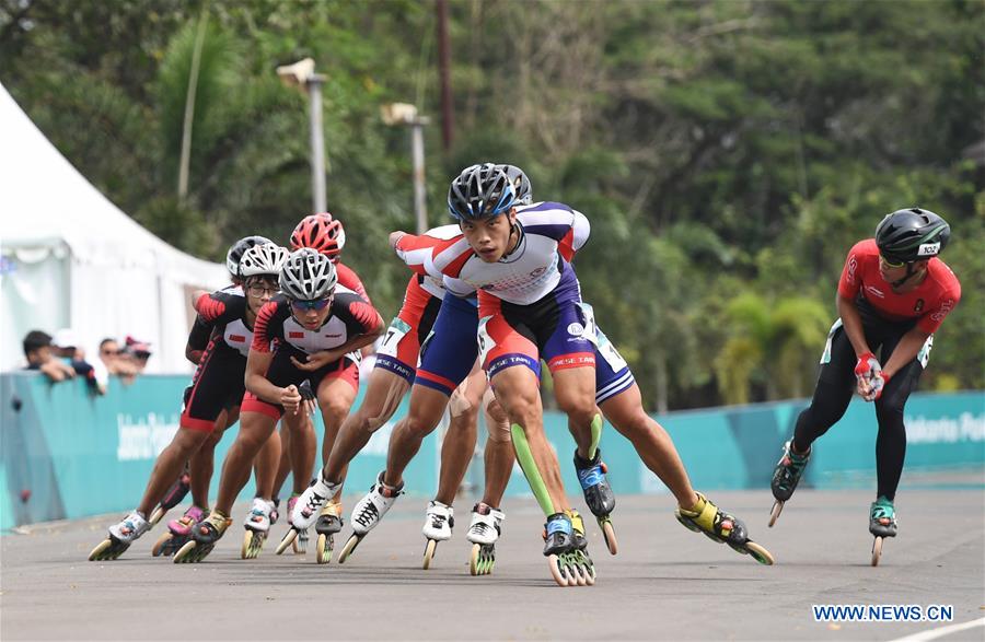 In pics: roller skate men's road 20km race at 18th Asian Games - | English.news.cn