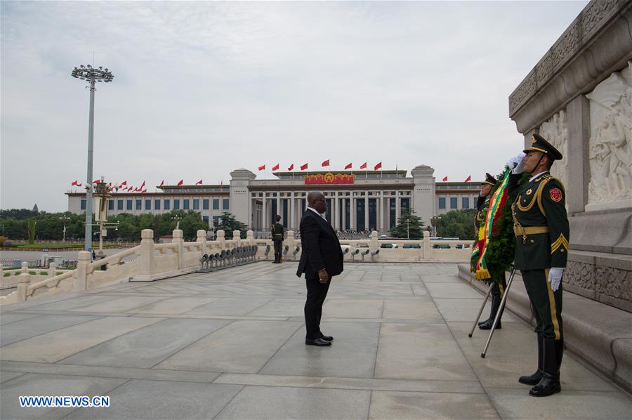 CHINA-BEIJING-GHANA-PRESIDENT-MONUMENT-TRIBUTE (CN)