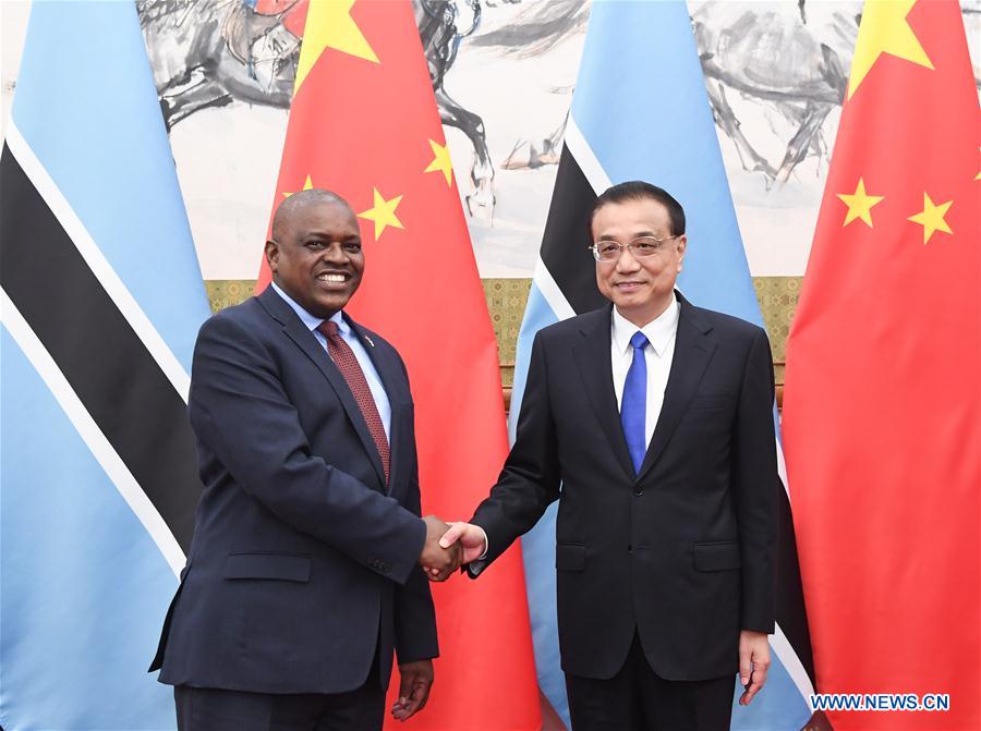 CHINA-BEIJING-LI KEQIANG-BOTSWANA'S PRESIDENT-MEETING (CN)