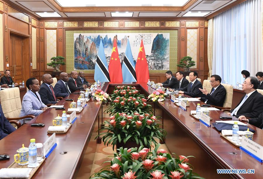 CHINA-BEIJING-LI KEQIANG-BOTSWANA'S PRESIDENT-MEETING (CN)