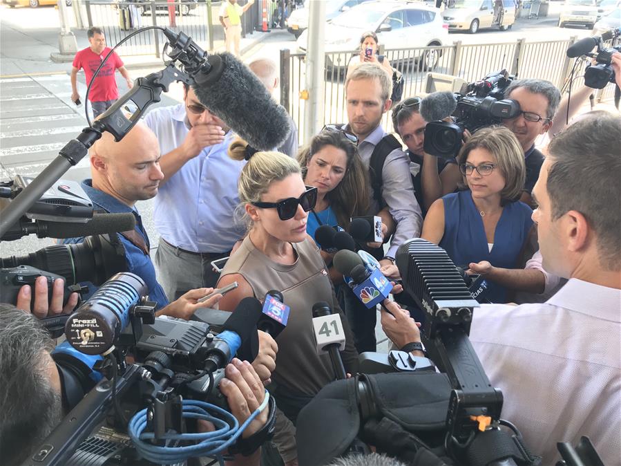 U.S.-NEW YORK-EMIRATES FLIGHT-SICK PASSENGERS