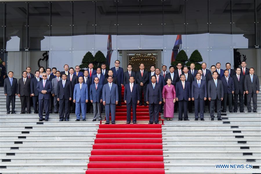 CAMBODIA-PHNOM PENH-PM-CABINET