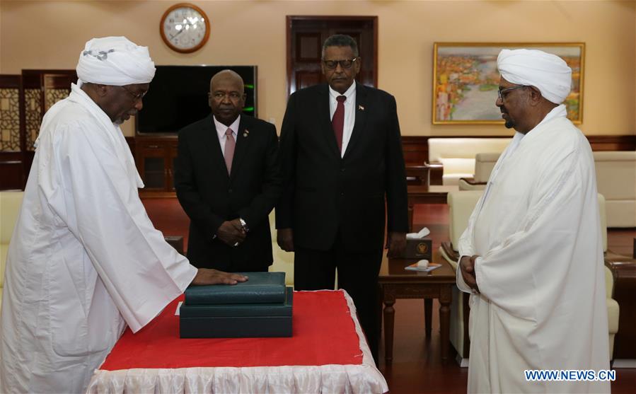 SUDAN-KHARTOUM-GOVERNMENT LEADERS-SWEARING-IN CEREMONY