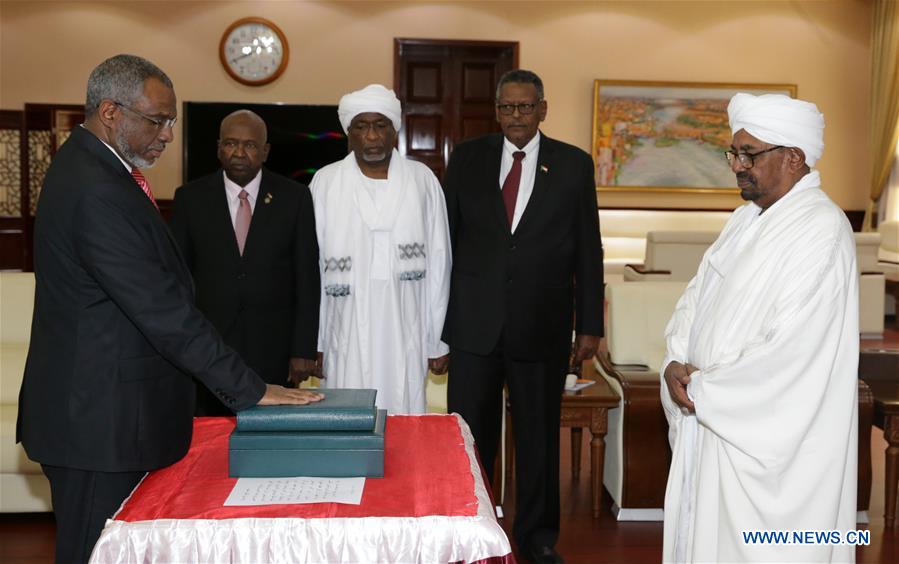SUDAN-KHARTOUM-GOVERNMENT LEADERS-SWEARING-IN CEREMONY