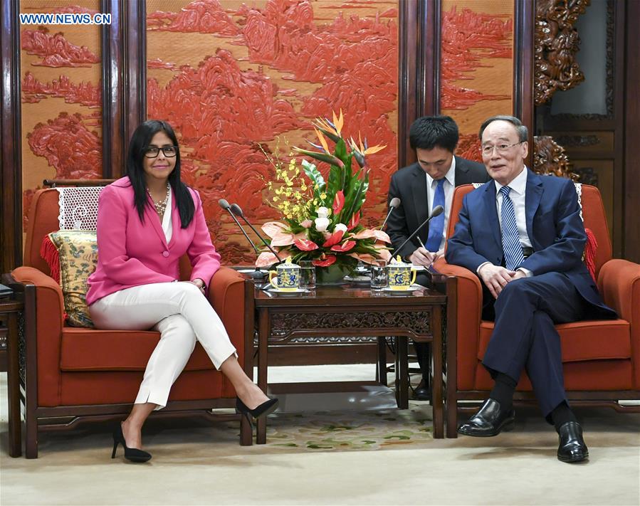 CHINA-BEIJING-WANG QISHAN-VENEZUELAN VICE PRESIDENT-MEETING (CN)