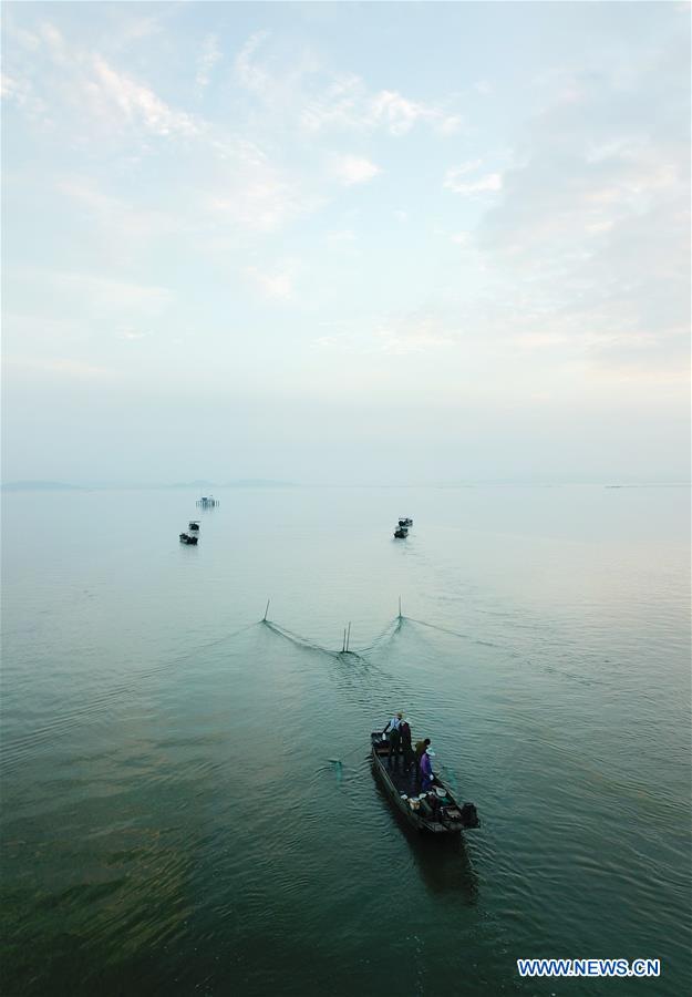CHINA-ZHEJIANG-TAIHU LAKE-FISHING BAN-END (CN)