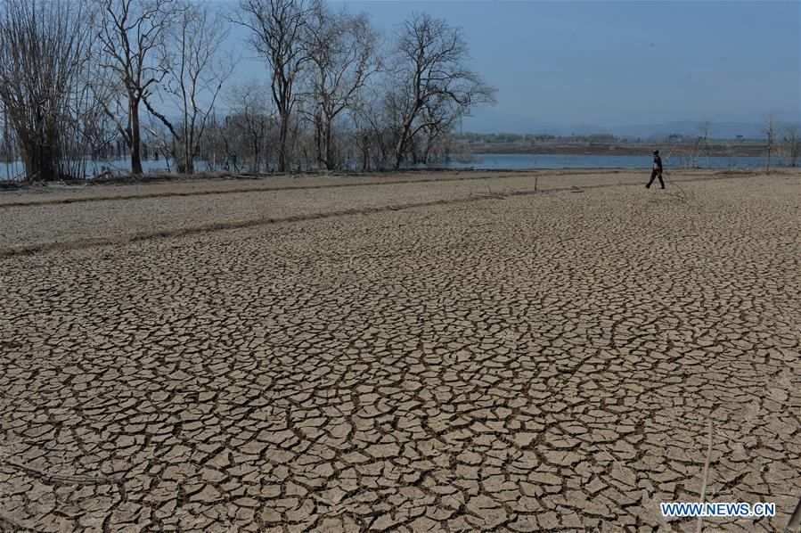 INDONESIA-WEST JAVA-SUMEDANG-DRY SEASON IN JATIGEDE RESERVOIR