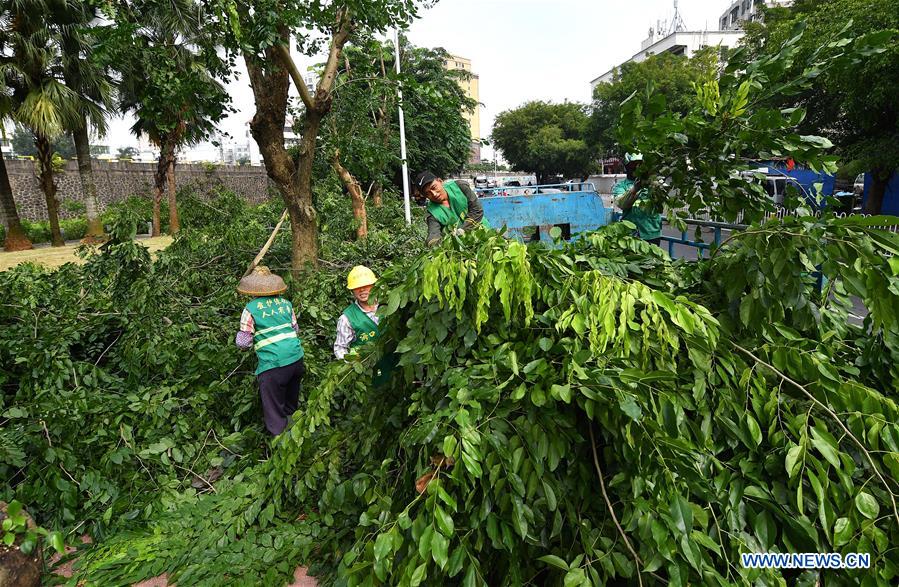 CHINA-HAINAN-TYPHOON MANGKHUT (CN)