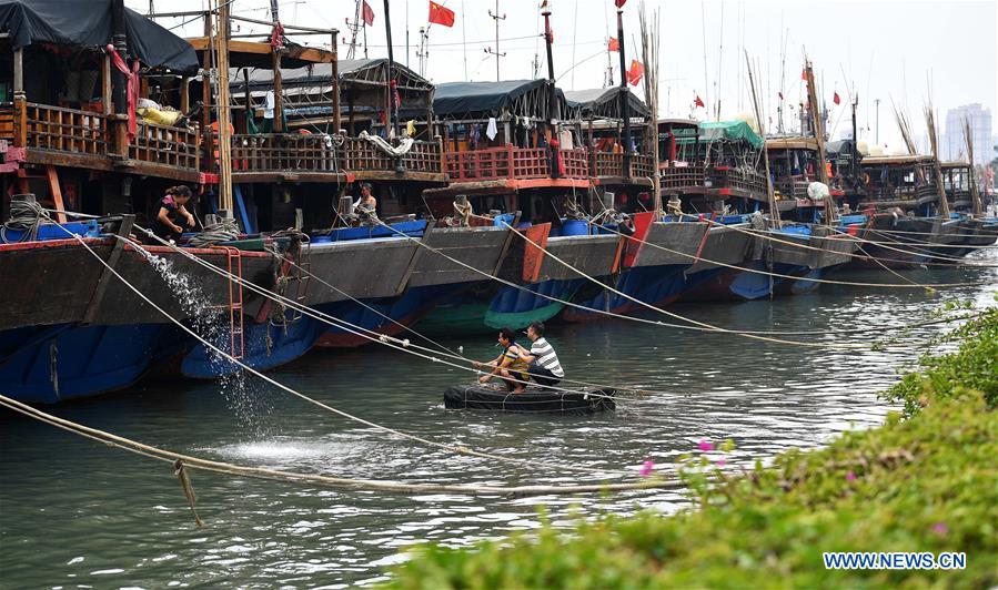 CHINA-HAINAN-TYPHOON MANGKHUT (CN)