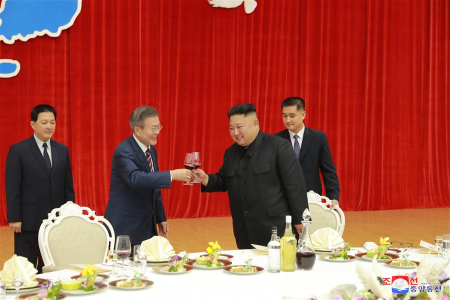 DPRK-SOUTH KOREA-SUMMIT MEETING-BANQUET