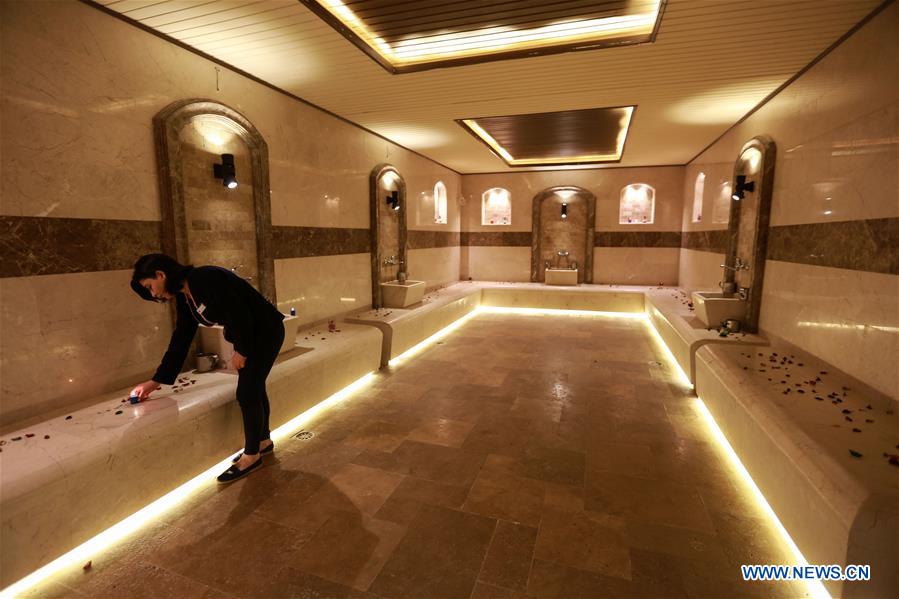 MIDEAST-GAZA-WOMEN-BEAUTY-CENTER