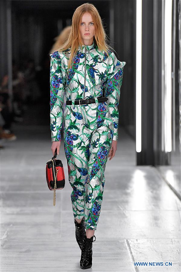 FRANCE-PARIS-FASHION WEEK-LOUIS VUITTON