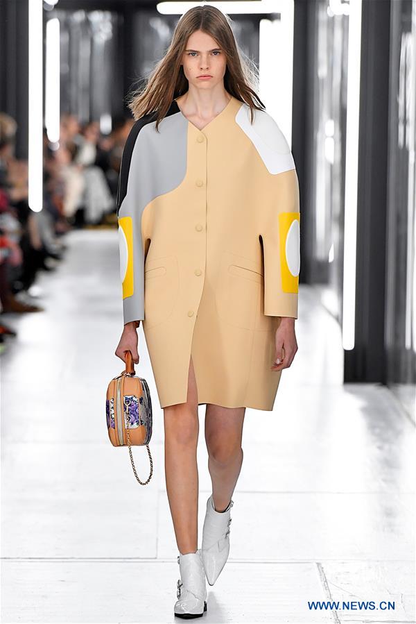 FRANCE-PARIS-FASHION WEEK-LOUIS VUITTON