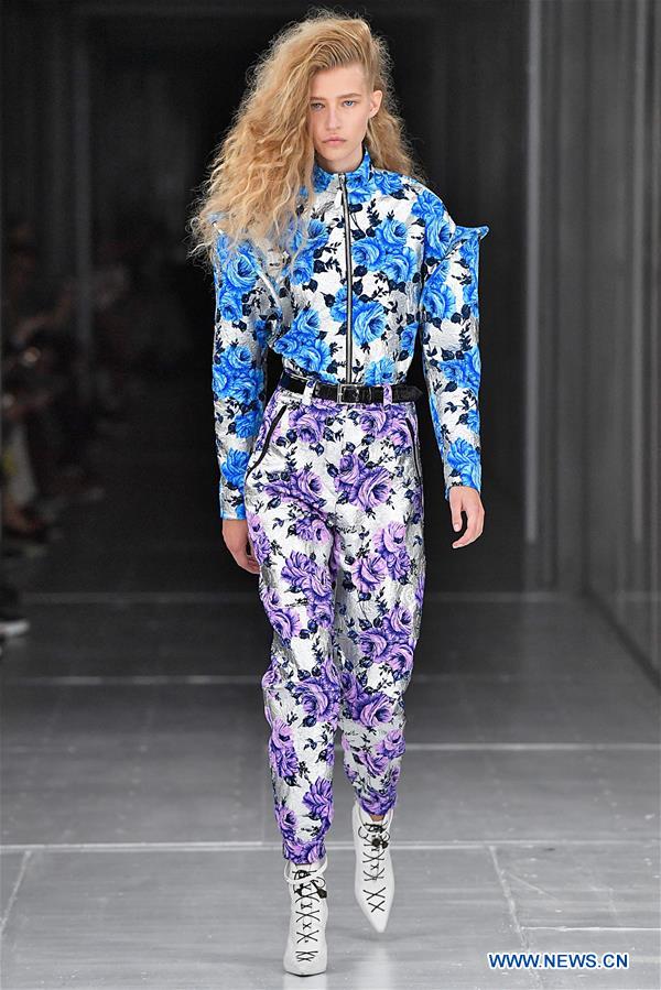 FRANCE-PARIS-FASHION WEEK-LOUIS VUITTON