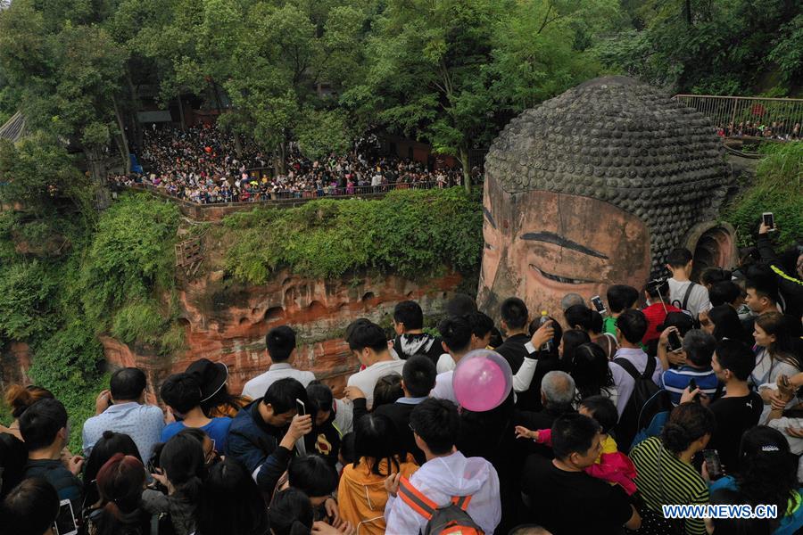 CHINA-SICHUAN-GIANT BUDDHA-TOURISM (CN)