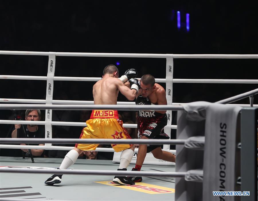 (SP)BANGKOK-THAILAND-BOXING-SRISAKET SOR RUNGVISAI VS IRAN DIAZ