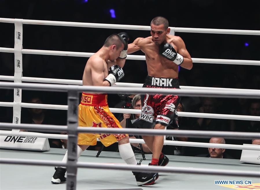 (SP)BANGKOK-THAILAND-BOXING-SRISAKET SOR RUNGVISAI VS IRAN DIAZ