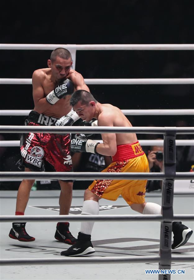 (SP)BANGKOK-THAILAND-BOXING-SRISAKET SOR RUNGVISAI VS IRAN DIAZ