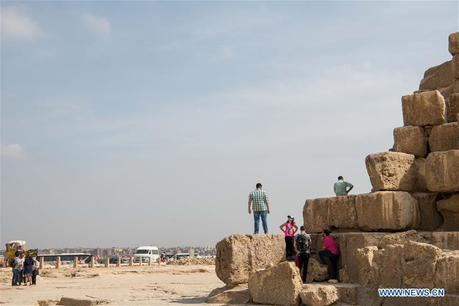 EGYPT-GIZA-GREAT PYRAMIDS-TOURISM
