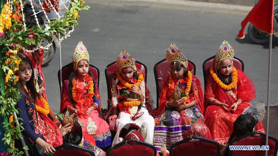 NEPAL-KATHMANDU-FESTIVAL-DASHAIN-GHATASTHAPANA