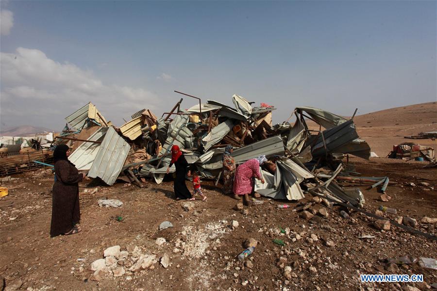 MIDEAST-TUBAS-DEMOLISHED-HOUSES