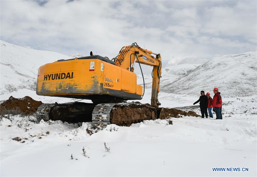 CHINA-TIBET-LANDSLIDE-DISASTER RELIEF ROAD (CN)