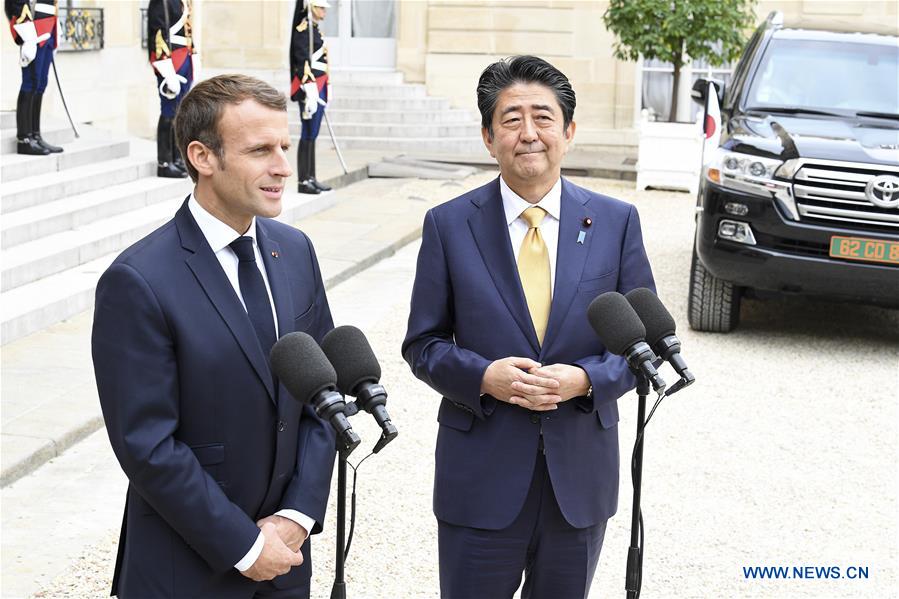 FRANCE-PARIS-JAPAN'S PM-VISIT