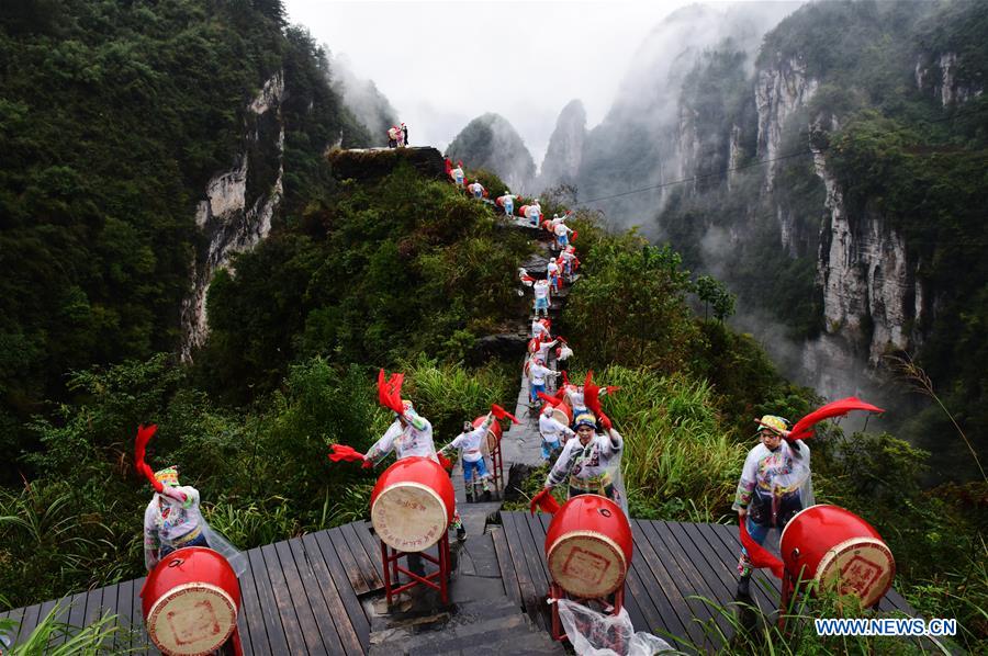 #CHINA-HUNAN-JISHOU-DRUM-PERFORMANCE-TOURISM (CN)
