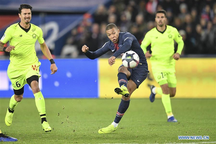 (SP)FRANCE-PARIS-FOOTBALL-LIGUE 1-PARIS SAINT-GERMAIN VS LILLE 