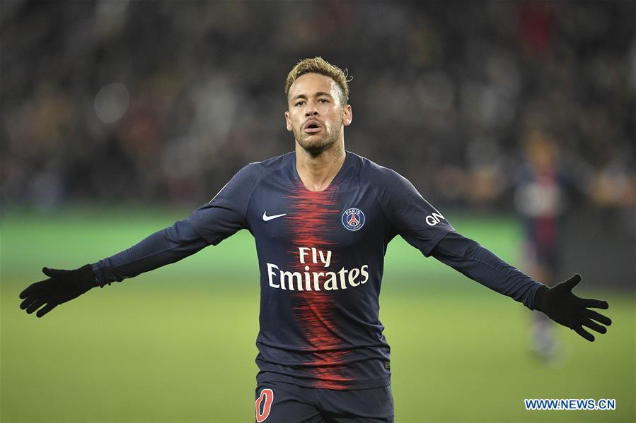 (SP)FRANCE-PARIS-FOOTBALL-LIGUE 1-PARIS SAINT-GERMAIN VS LILLE 