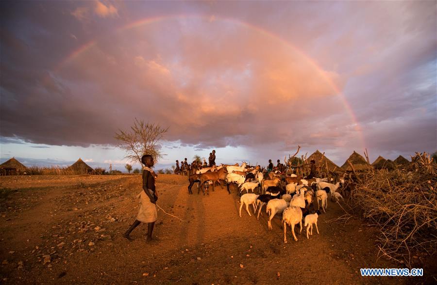 ETHIOPIA-SOUTHERN REGIONAL STATE-HAMER-"BULL JUMPING"