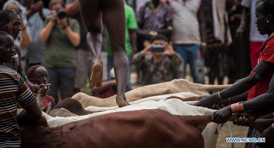 ETHIOPIA-SOUTHERN REGIONAL STATE-HAMER-"BULL JUMPING"