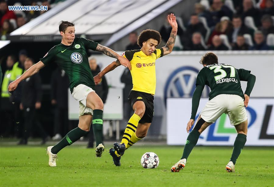 (SP)GERMANY-WOLFSBURG-SOCCER-BUNDESLIGA-WOLFSBURG VS DORTMUND