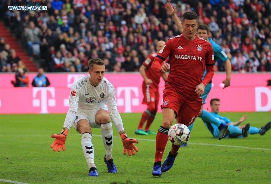 (SP)GERMANY-MUNICH-SOCCER-BUNDESLIGA-BAYERN MUNICH VS FREIBURG