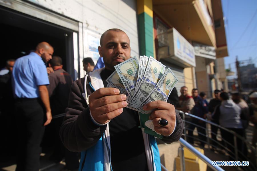 MIDEAST-GAZA-HAMAS-EMPLOYEE-SALARY