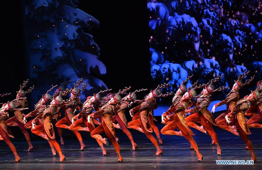 U.S.-NEW YORK-CHRISTMAS SPECTACULAR-ROCKETTES