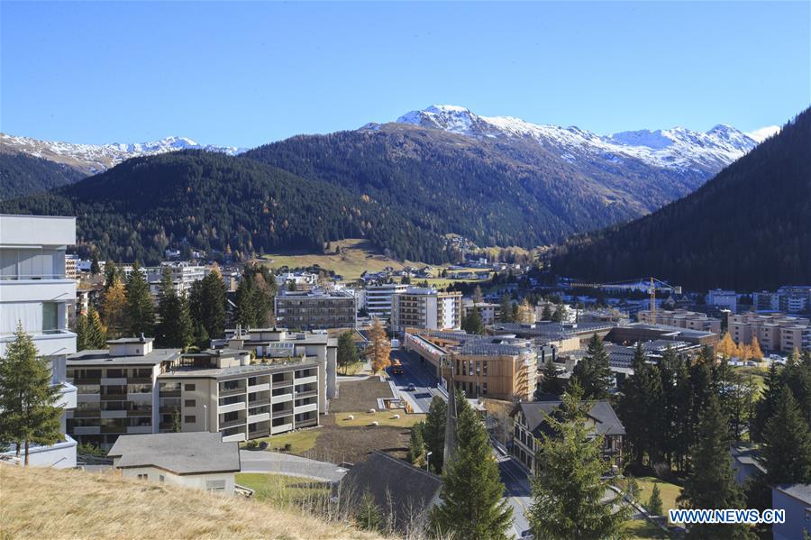 SWITZERLAND-DAVOS-AUTUMN-SCENERY