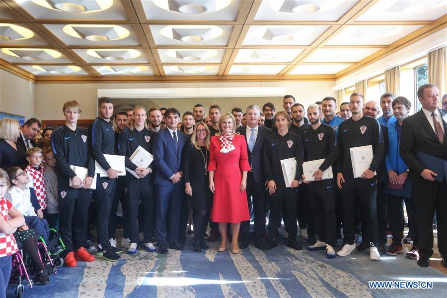 (SP)CROATIA-ZAGREB-FOOTBALL-PRESIDENT-AWARD
