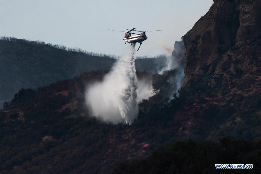 U.S.-THOUSAND OAKS-WILDFIRE