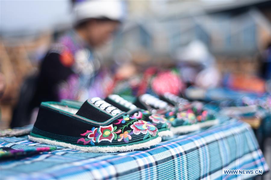 CHINA-GUIZHOU-QIANXINAN-EMBROIDERY-WEAVING-COMPETITION (CN)