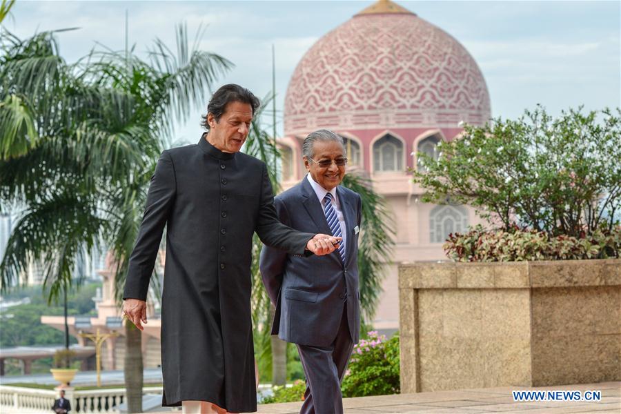MALAYSIA-PUTRAJAYA-PAKISTAN-PM-VISIT