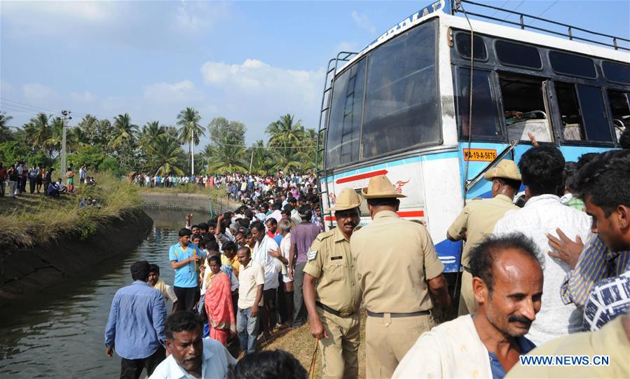 INDIA-KARNATAKA-BUS ACCIDENT