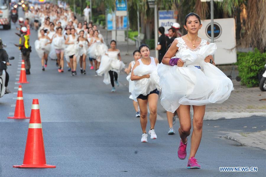 THAILAND-BANGKOK-BRIDE-RUNNING CONTEST
