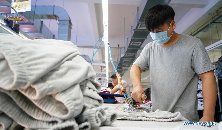 CHINA-JIANGXI-NANCHANG-CLOTHING INDUSTRY (CN)