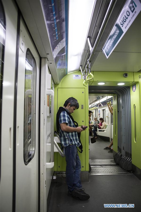 ARGENTINA-BUENOS AIRES-DAILYLIFE-CHINA-IMPORTED SUBWAY TRAIN