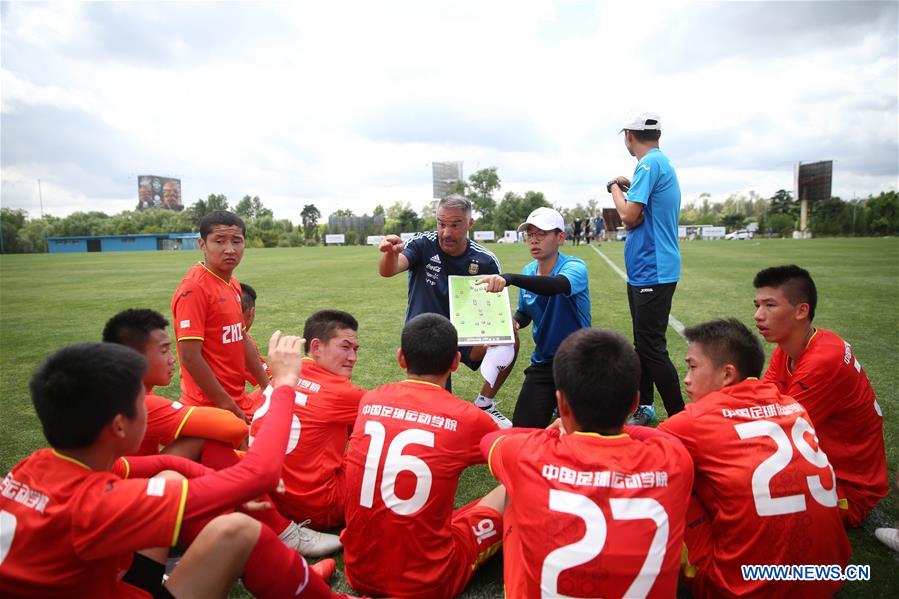 ARGENTINA-BUENOS AIRES-CHINESE FOOTBALL PLAYERS-TEENAGERS-TRAINING