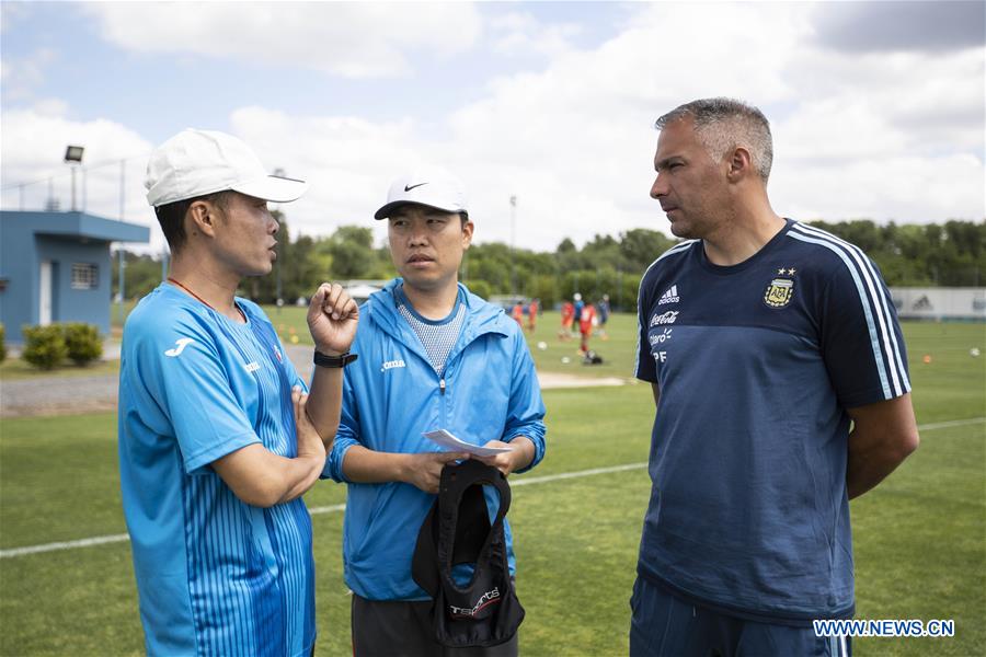 ARGENTINA-BUENOS AIRES-CHINESE FOOTBALL PLAYERS-TEENAGERS-TRAINING