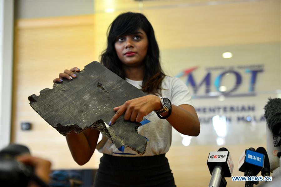 MALAYSIA-PUTRAJAYA-MH370-POSSIBLE DEBRIS