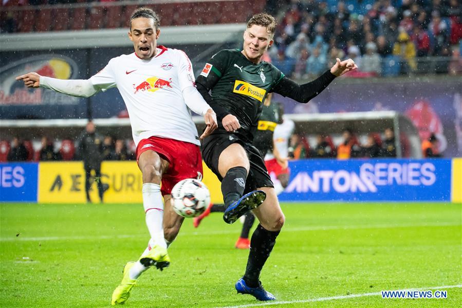 (SP)GERMANY-LEIPZIG-SOCCER-BUNDESLIGA-LEIPZIG VS MOENCHENGLADBACH