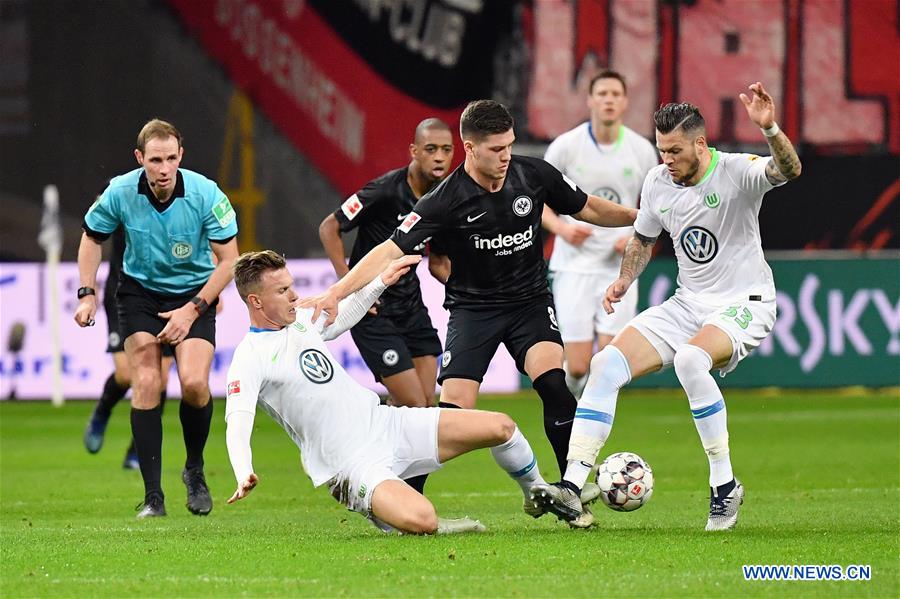 (SP)GERMANY-FRANKFURT-SOCCER-BUNDESLIGA-FRANKFURT VS WOLFSBURG